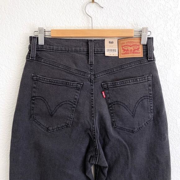 NWT Levi's High-Waisted Mom Jeans Washed Black Tapered Leg Vintage Fit W29 L27 - Picture 7 of 12